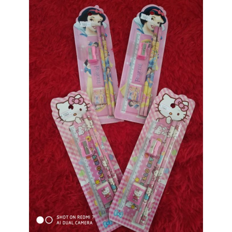 

Stationery Set/Set Alat Tulis