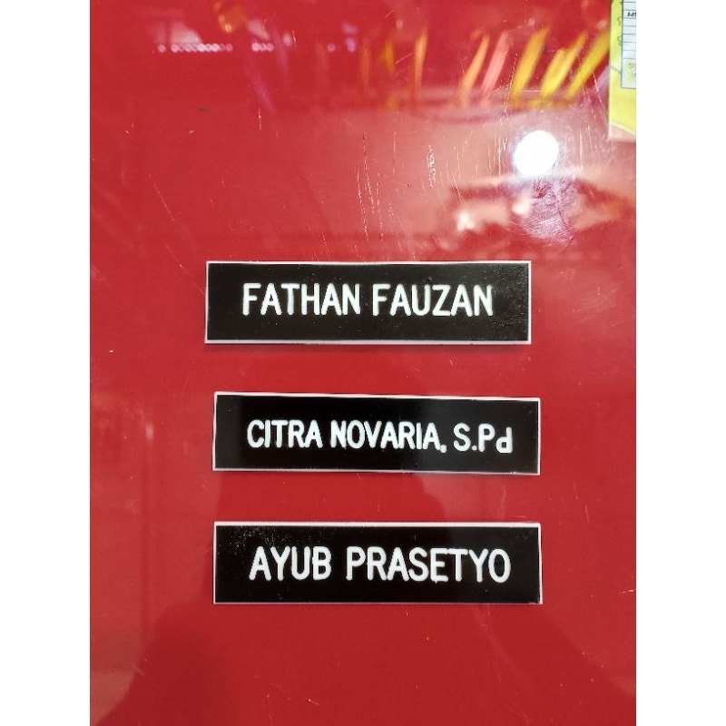 

Papan Nama PNS Akrilik Hitam Putih 2 X 8cm