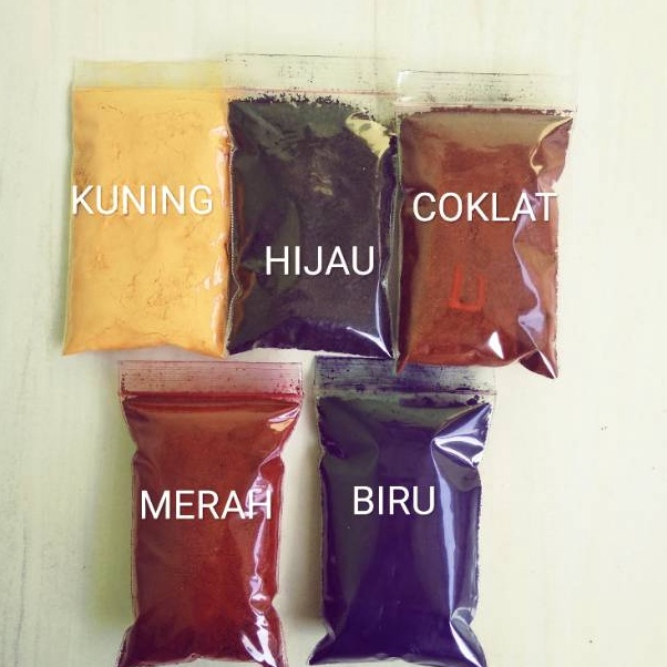 

Kejutan Murah Pewarna Minyak Berbagai Warna Berat 1 gr