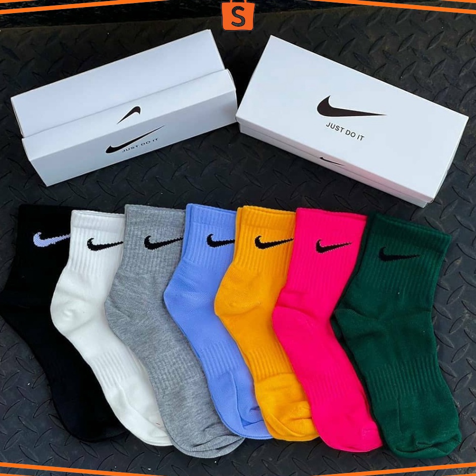 Lebih Ekonomis  NIKE SOCK KAOS KAKI NIKE  NIKE SOCK ORIGINAL INDONESIA BNWB  KAOS KAKI NIKE ORIGINAL