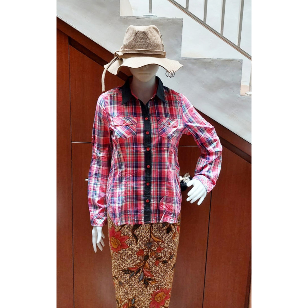 NINETY DEGREES ORIGINAL. KEMEJA WANITA BY LOGO JEANS WITH TAG