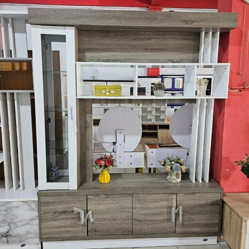 Penyekat ruangan / pembatas ruangan / lemari Hias / buffet TV / lemari pembatas