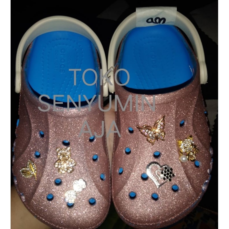 Jibbitz Sendal CROCS , PIN Sendal Crocs,, Asesorisnya sendal Baik, sendal Karet, sendal kodok... PIN