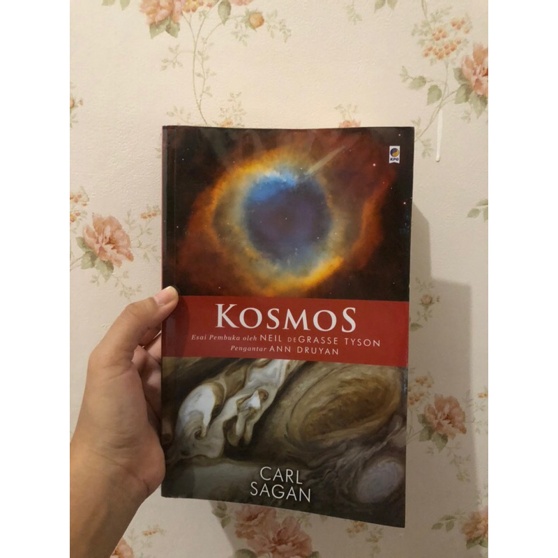 PRELOVED Buku Kosmos - Carl Sagan