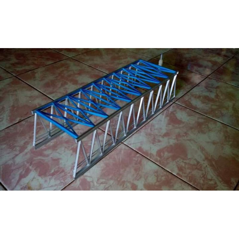 miniatur jembatan kurung