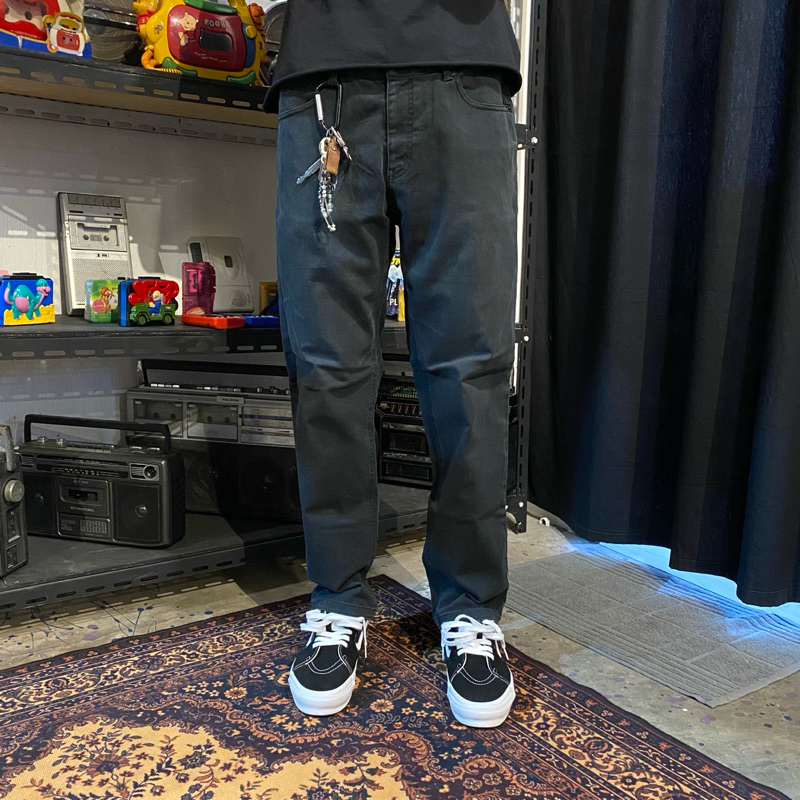 Unionbay Jeans Black Smoke Slim Straight (Celana Panjang)