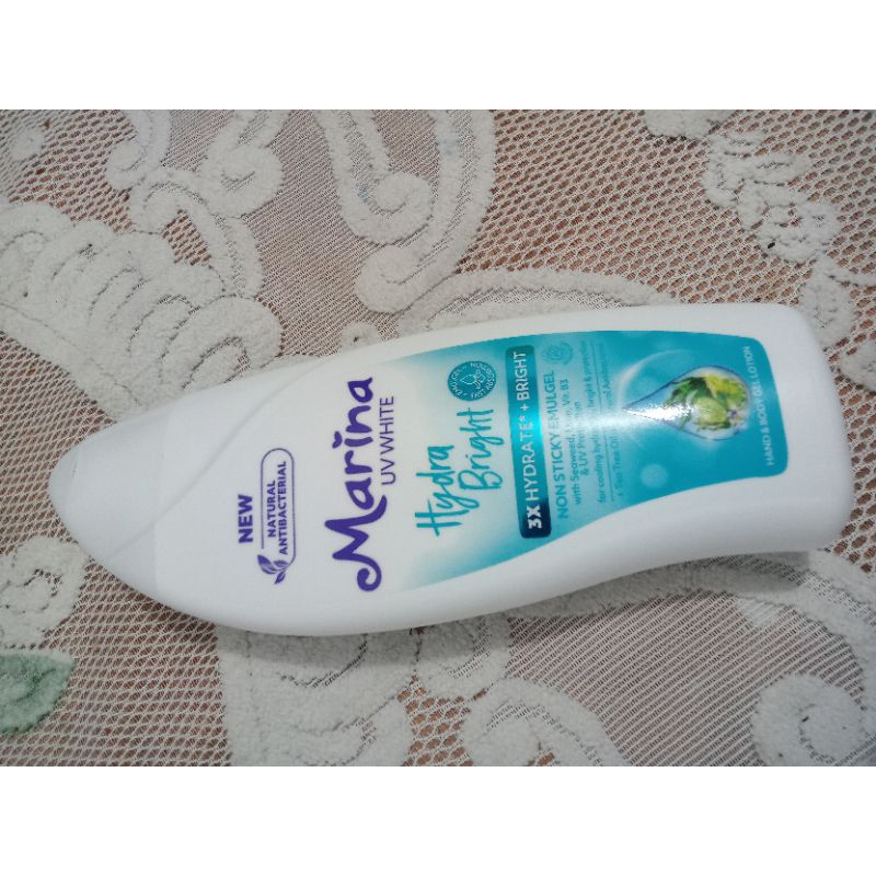 hand & body gel lotion Marina UV white biru