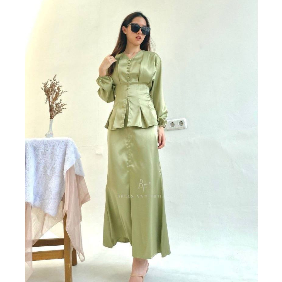 KARLA - One Set Satin Kurung Melayu One Set Mermaid Setelan Wanita Baju Kondangan Kekinian Set Outfi