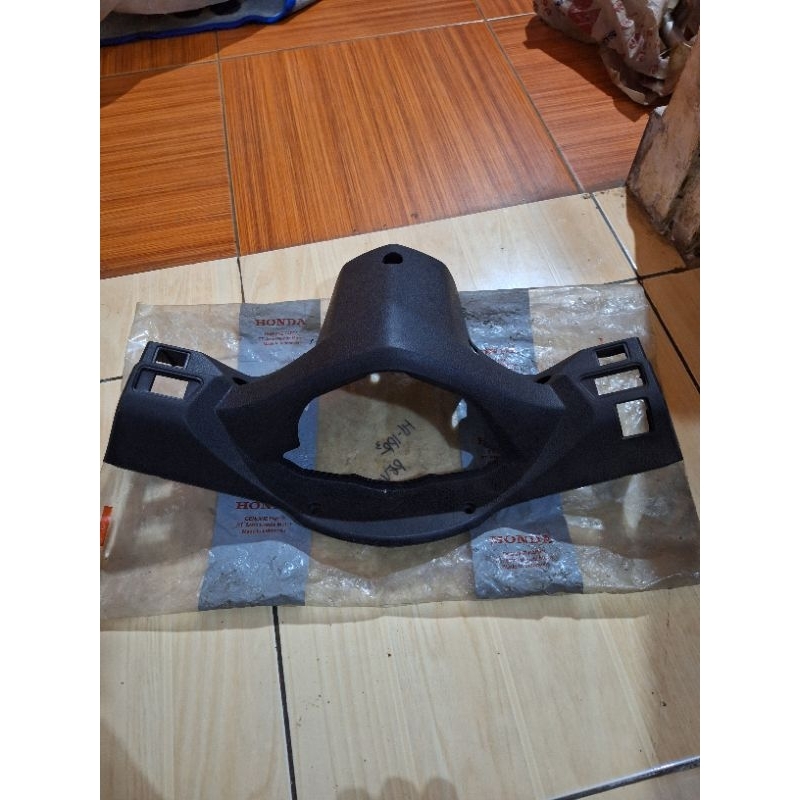 cover batok belakang revo100 revo 100 lancip revo lama original ahm honda 53206-KVR-600 batok revo 1