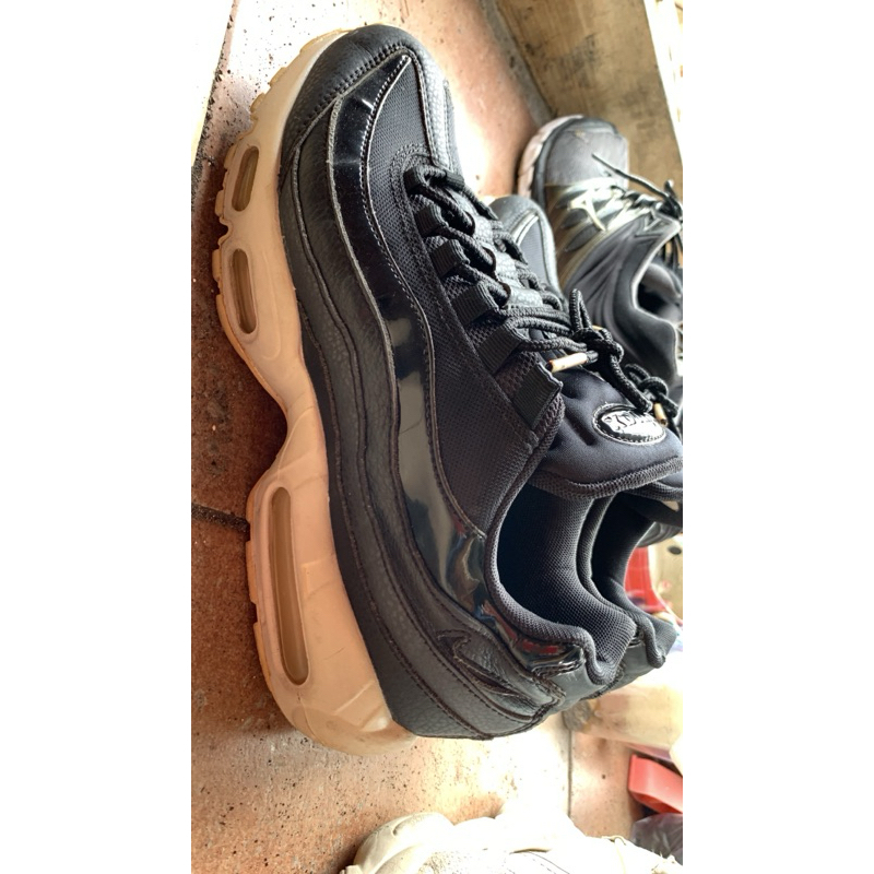 Nike Airmax 95 mirip TN Black White 42