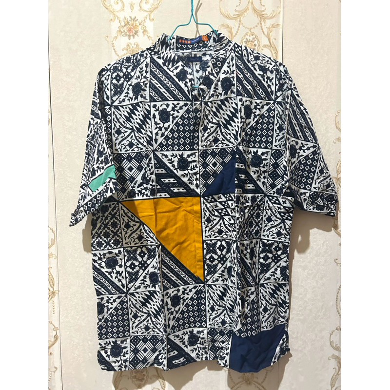 Danar Hadi Kemeja Lengan Pendek Batik