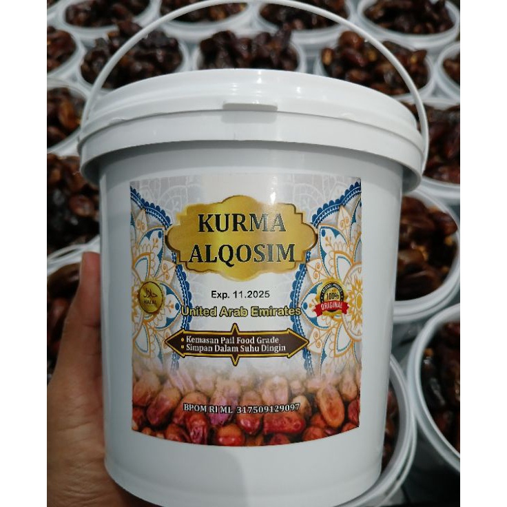 

Lariz manis Kurma Ember Al Qassim Ember Kurma Al Qassim Ember