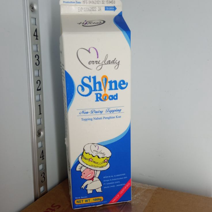 

Prioritas Mary Lady Shine Road Non Dairy Topping 1 Liter