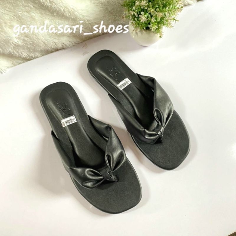 IFORA  sandal teplek wanita kekinian/sendal jepit elegan/sandal plat/sendal casual/sandal slop