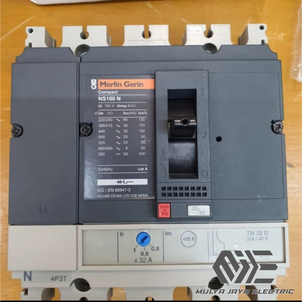 Mccb ns100n 4p 25a 36kA Merlin Gerin 4pole 25amper MerlinGERIN original
