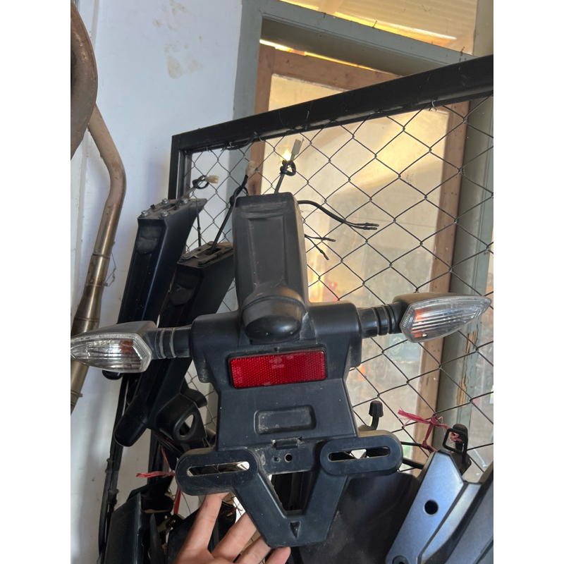 spakbor belakang r15 vva