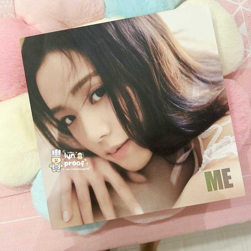 JISOO ME ALBUM FLOWER BLACKPIMK VINYL