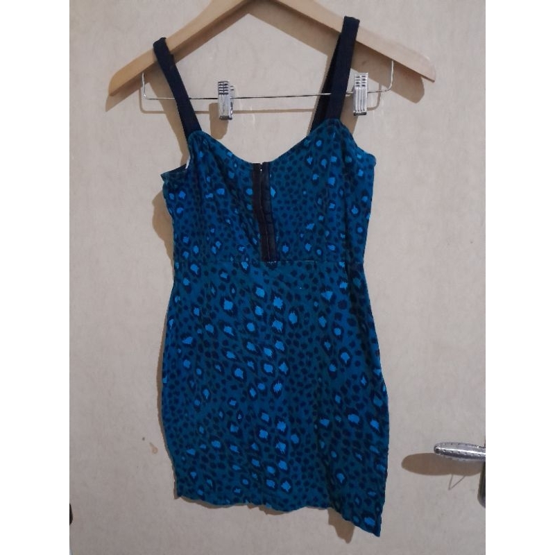 mini dress hijau motif macan leopard