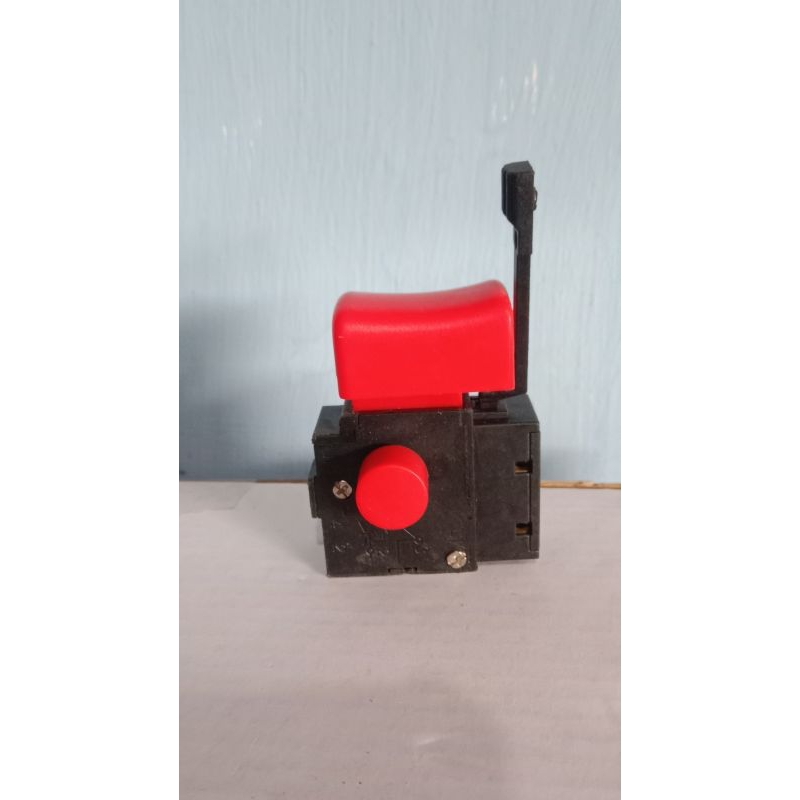 SWITCH SAKLAR BOR MAKTEC/SWITCH BOR/SAKLAR BOR 10 MM/SAKLAR BOR MAKTEK 10 MM/SAKLAR BOR MAKTEK MT 60