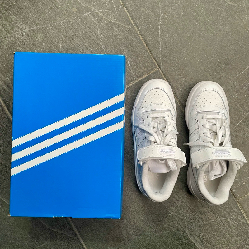 [NEGO SMP DEAL] ORIGINAL ADIDAS FORUM LOW J JUNIOR FULL ORIGINALS TRIPLE STAN SMITH TREND CASUAL BAR