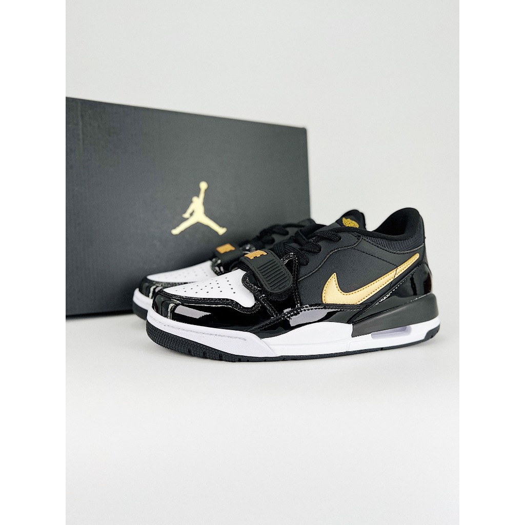 Nike Air Jordan Legacy 312 New Colorway Sneakers
