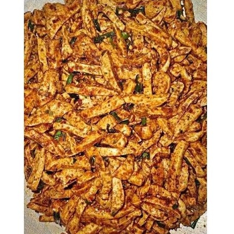 

El snack basreng pedas daun jeruk 1kg