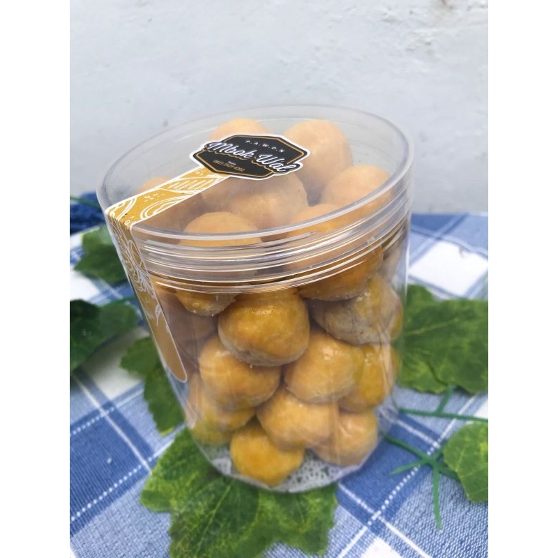 

golden nastar