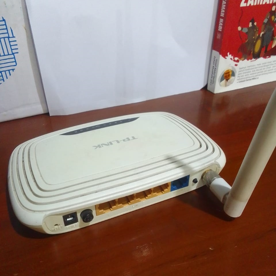 Router Access Point Wireless TP-Link TL-WR743ND Bekas Normal + Adaptor