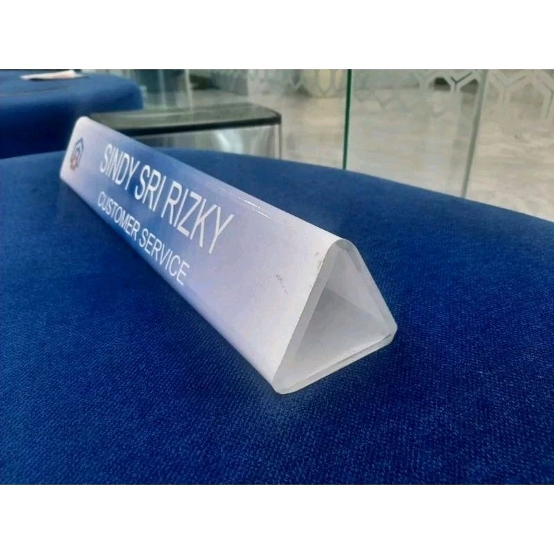 

Akrilik papan nama custom bening 3mm ukuran 6,5x30cm Toblerone 3sisi