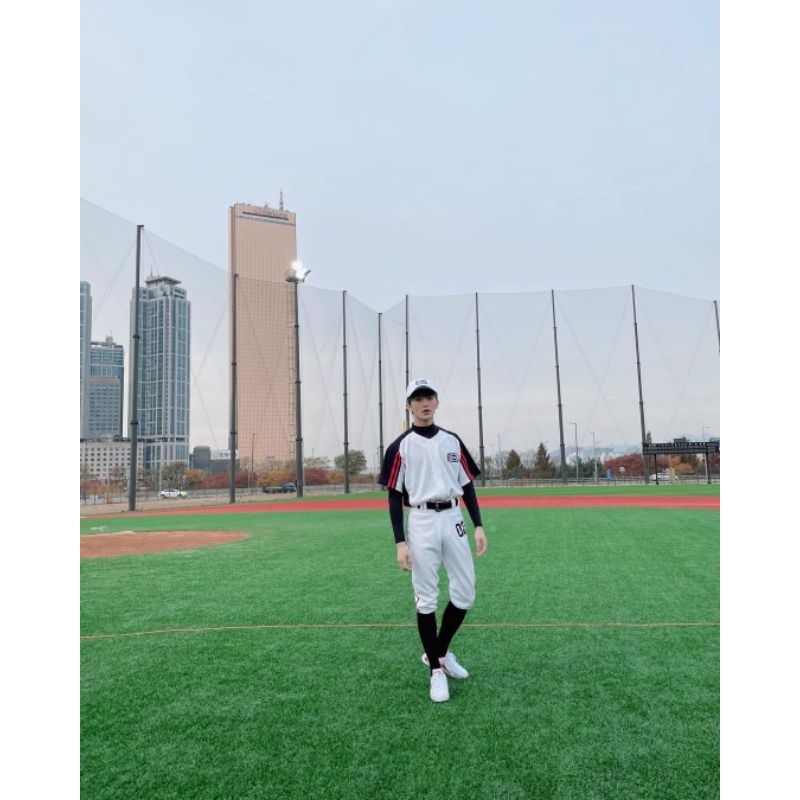 Mark Lee magazine