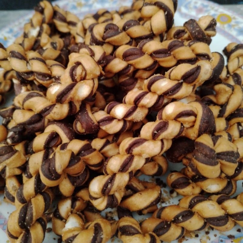 

Kue tambang renyah kemasan 500 gram