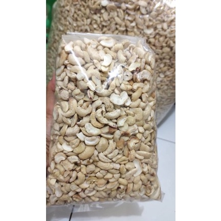 

Limited Product Kacang mede patahanpecah 1kg Termurah