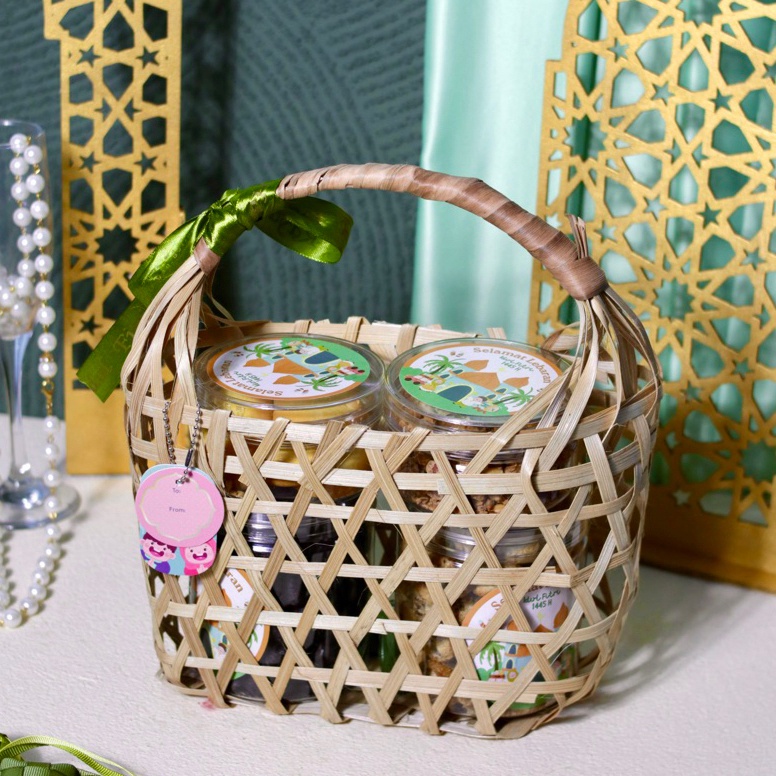 

Rekomendasi BYFORYA HAMPERS KUE LEBARAN PUASA IDUL FITRI MARHABAN YA RAMADHAN KUE KERANJANG HADIAH PARSEL GIFT