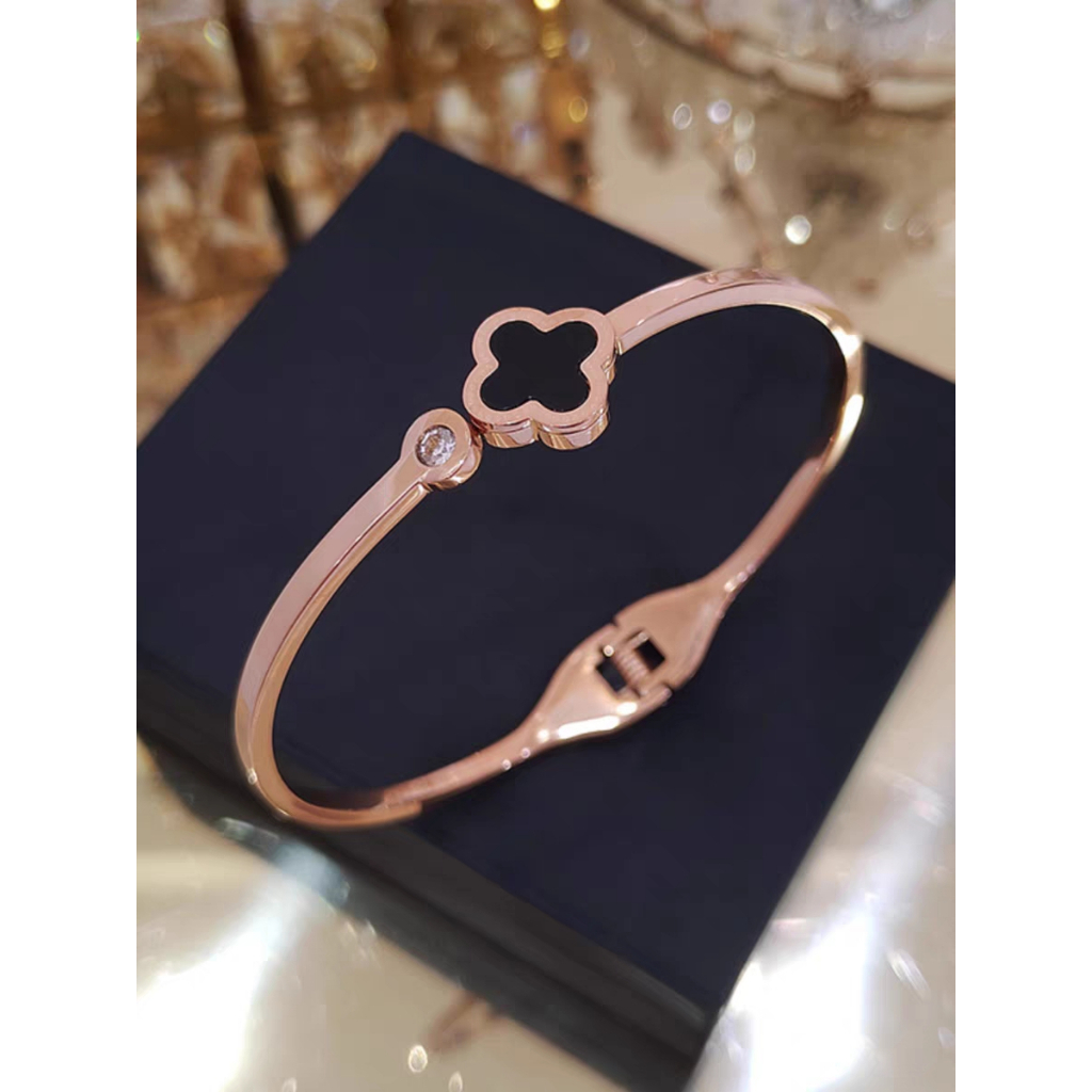 Gelang Tangan Cartier Mata Bunga Hitam Terbaru Anti Karat Dan Tidak Mudah Luntur