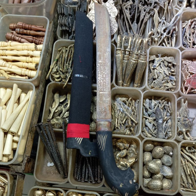 koleksi goolok ciomas banten rajah