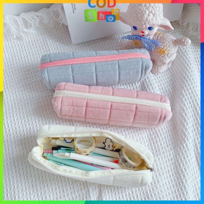 

Pencarian Terlaris COD T5958 Tempat Pouch Pillow Korea Kotak Pensil Sleting Velvet Aesthetic Pastel Kotak Pensil Bulu Make Up Pouch