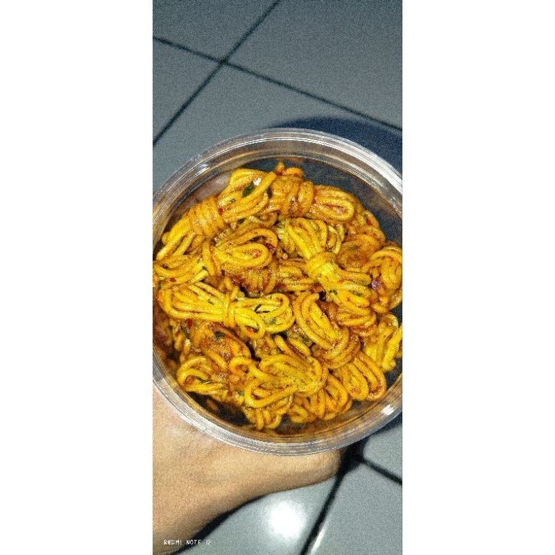 

MIE GULUNG