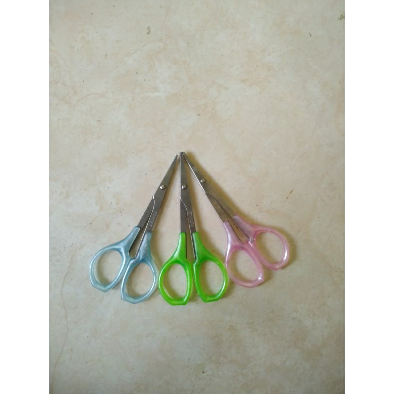 

Gunting Kecil Stainless