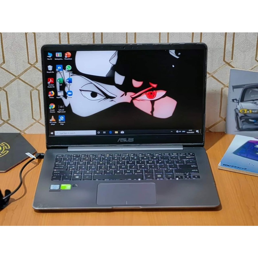 Laptop second ASUS ZenBook UX430UQ Core i5-7200U RAM 8GB SSD 256GB 14" FHD