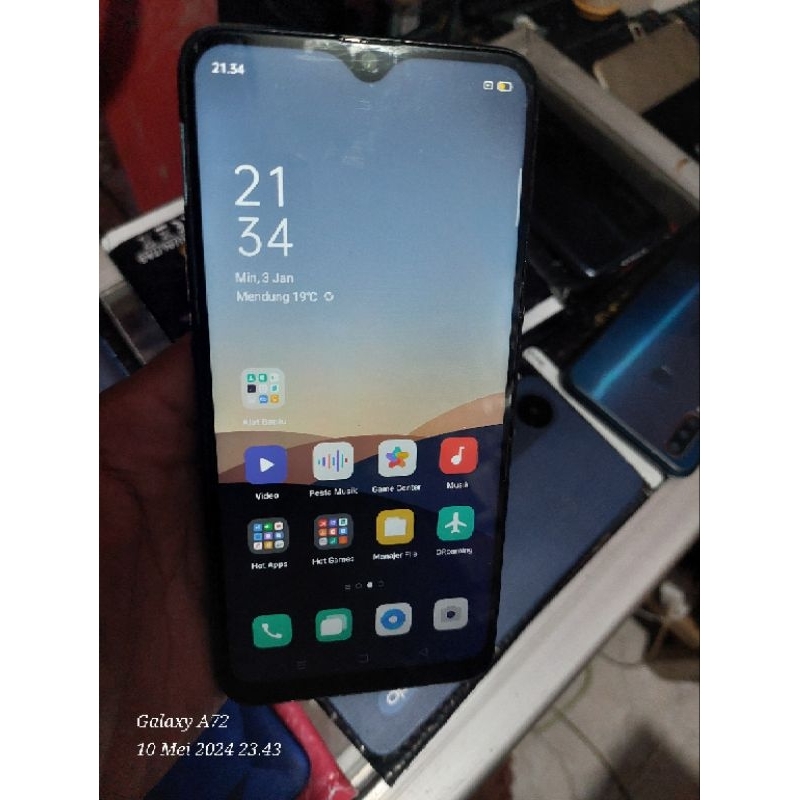 Oppo f9 4/64 (second)
