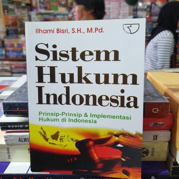 

Update Populer Sistem hukum indonesia by ilhami bisri