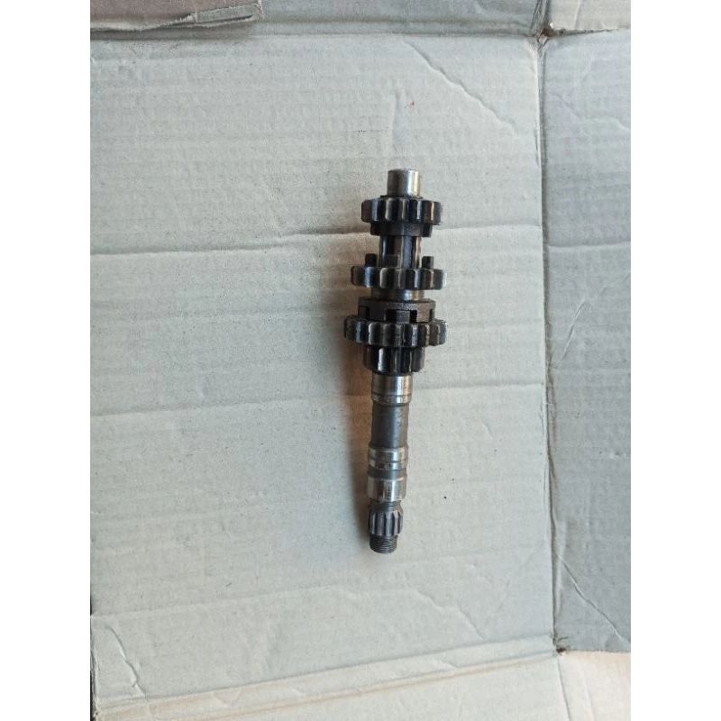 GEAR TRASMISI GIGI RASIO BAGIAN AS KOPLING MOTOR YAMAHA VEGA ZR / VEGA RR ORIGINAL COPOTAN