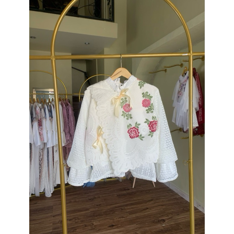 Miana Top Lace by Beachylooks