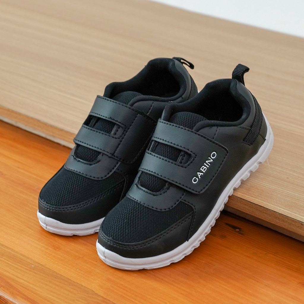 GABINO Sepatu Sekolah Anak Adnan G3BB2201