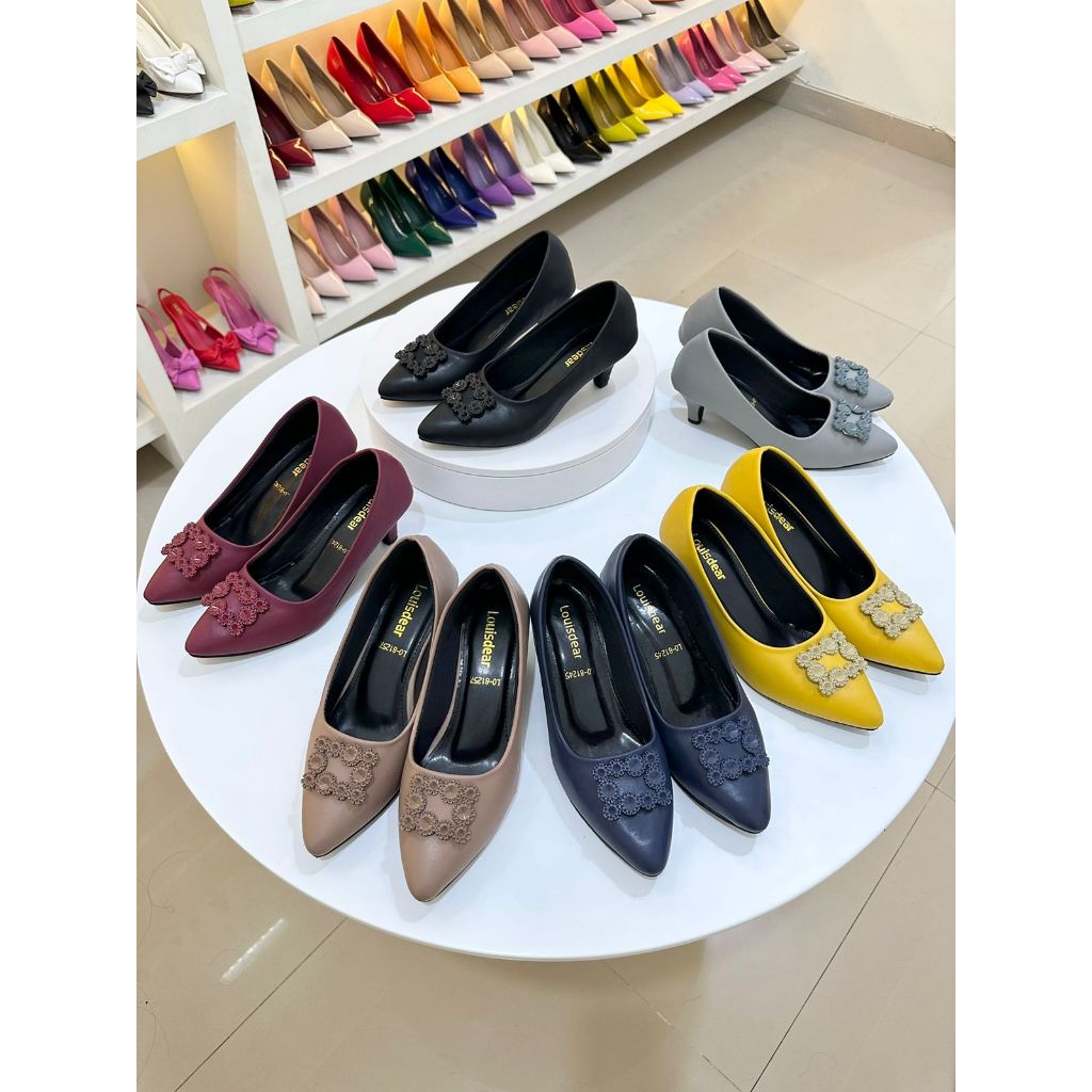 MEDAN - Sepatu kantor heels 3 cm bahan Dove