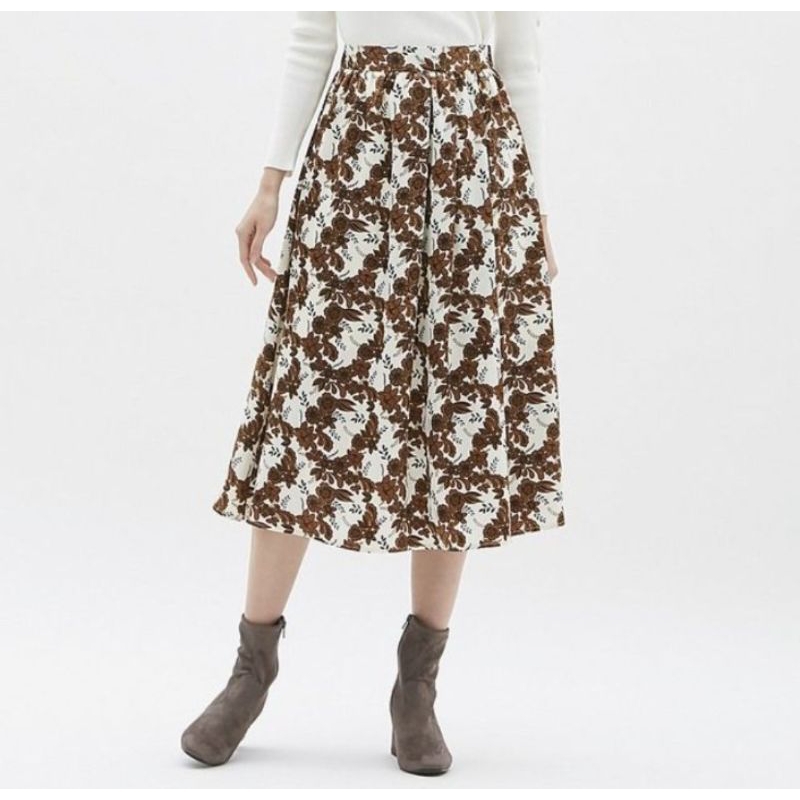 GU FLORAL PRINTED FLARE SKIRT
