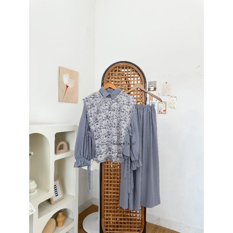 LOCANA LABEL QUINZY SET