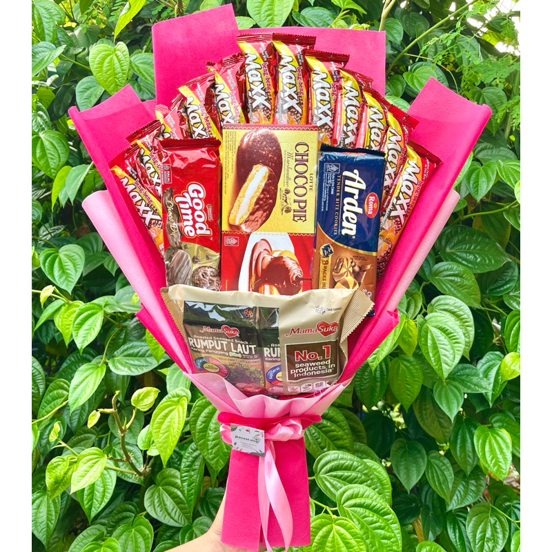 

BUKET CHOCOPIE ARDEN RUMPUT LAUT PREMIUM BIG HADIAH WISUDA ANNIVERSARY ULTAH