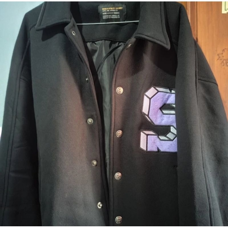 varsity erigo x jkt48 shani