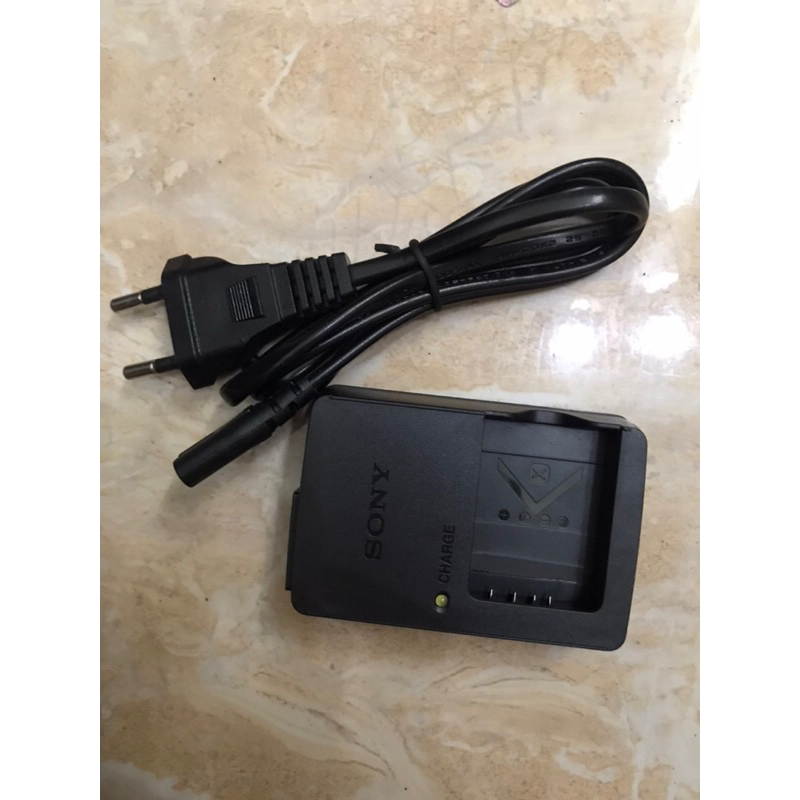 Baterai charger kamera sony